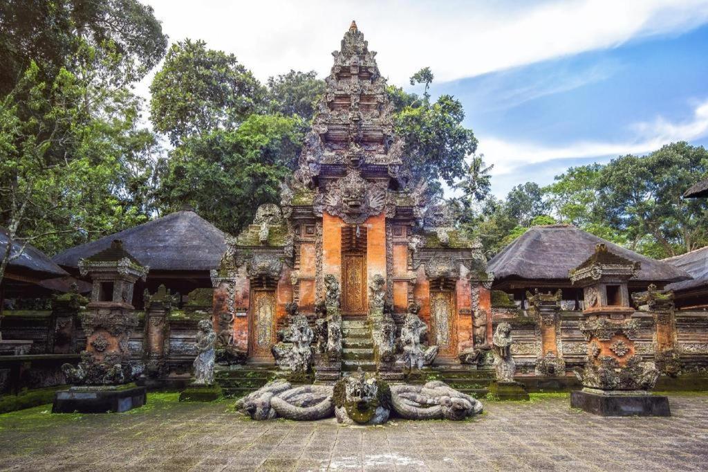 Oyo 90522 Hamaka Hotel Ubud Kültér fotó